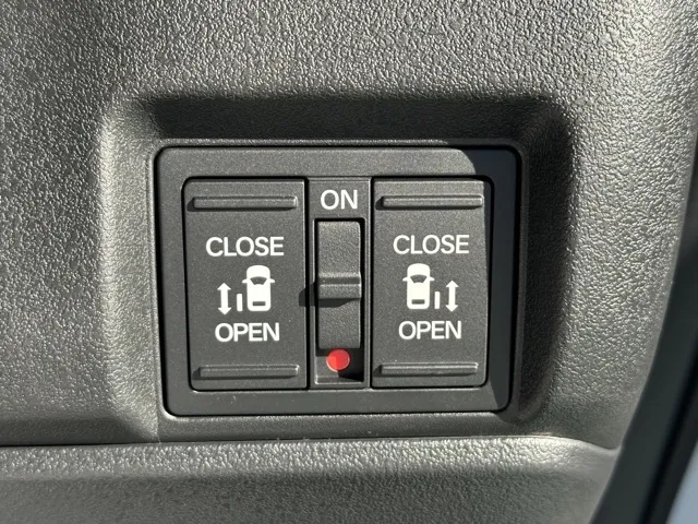 N-BOX(ホンダ)N-BOXカスタムターボ コーディネートスタイル届出済未使用車 17