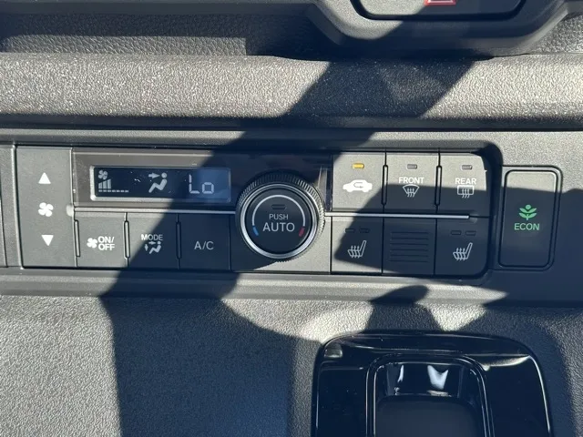 N-BOX(ホンダ)N-BOXカスタムターボ コーディネートスタイル届出済未使用車 25