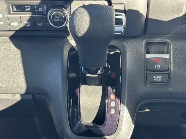 N-BOX(ホンダ)N-BOXカスタムターボ コーディネートスタイル届出済未使用車 27