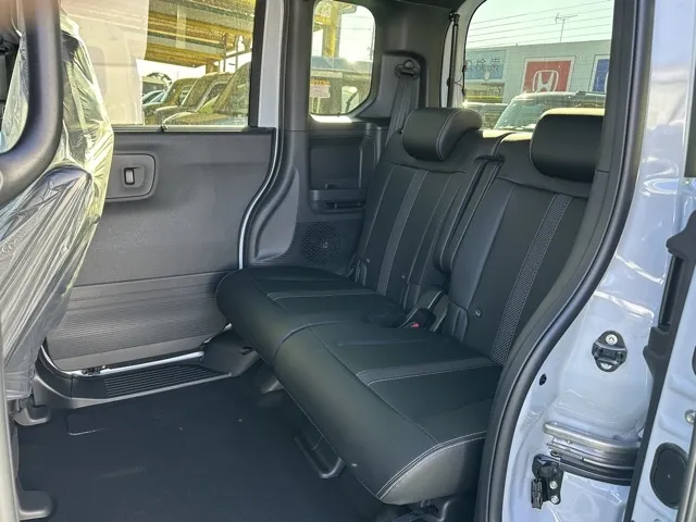 N-BOX(ホンダ)N-BOXカスタムターボ コーディネートスタイル届出済未使用車 4