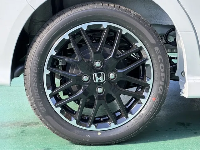 N-BOX(ホンダ)N-BOXカスタムターボ コーディネートスタイル届出済未使用車 13