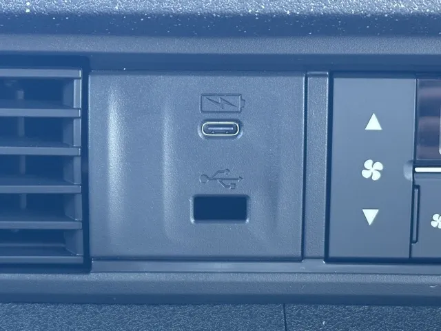 N-BOX(ホンダ)N-BOXカスタムターボ コーディネートスタイル届出済未使用車 24