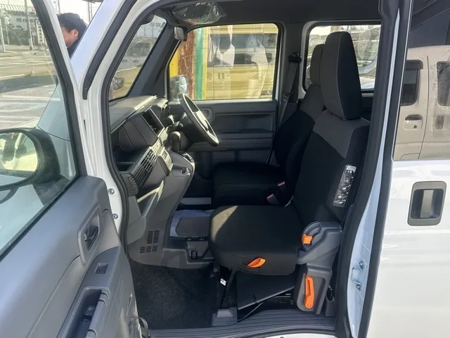 N-VAN(ホンダ)Gタイプ AT届出済未使用車 3