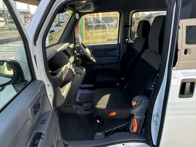N-VAN(ホンダ)Gタイプ AT届出済未使用車 3