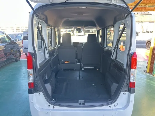 N-VAN(ホンダ)Lタイプ AT ４WD中古車 11