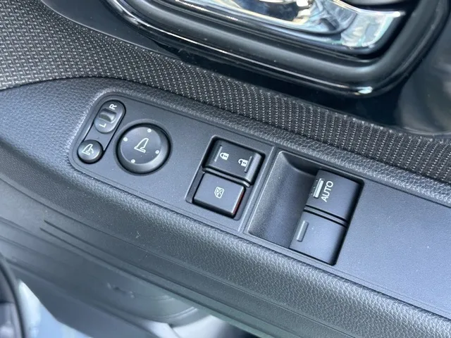 N-VAN(ホンダ)FUNターボ届出済未使用車 13