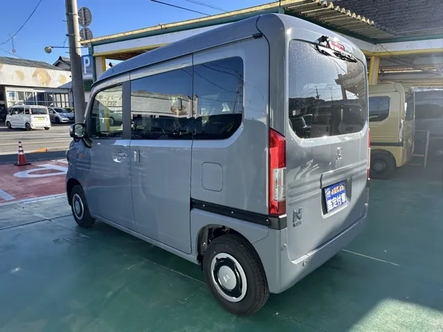 N-VAN(ホンダ)FUNターボ届出済未使用車 2
