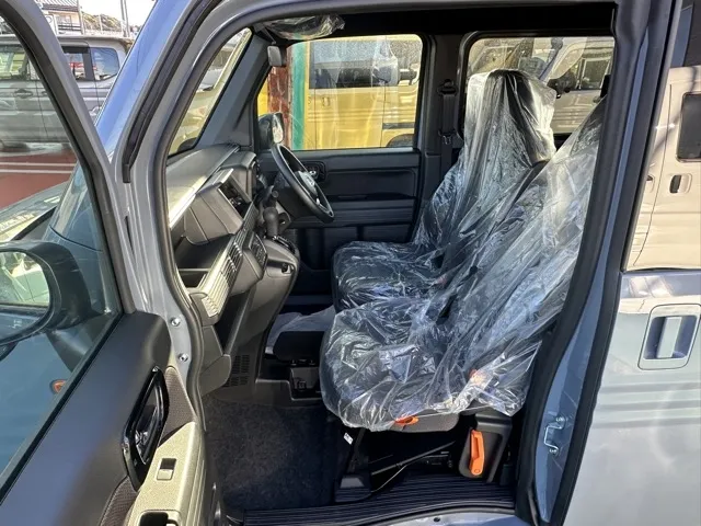 N-VAN(ホンダ)FUNターボ届出済未使用車 3