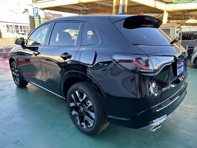 ZR-V(ホンダ)e：HEV Z登録済未使用車 2