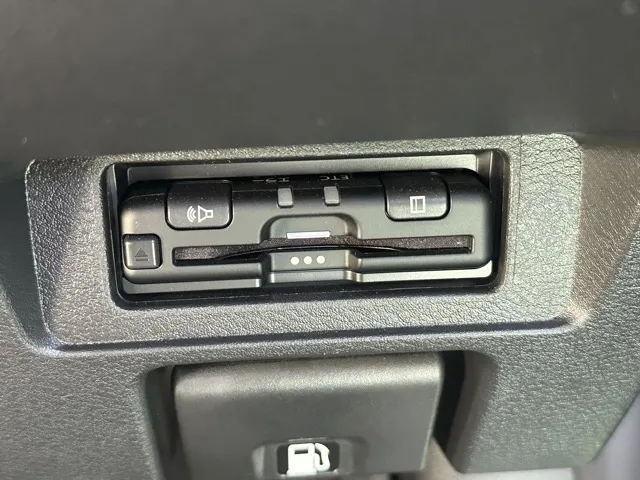 オーラ(ニッサン)ニスモ チューンドeパワー 4WD中古車 14