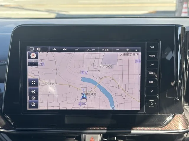 オーラ(ニッサン)ニスモ チューンドeパワー 4WD中古車 18