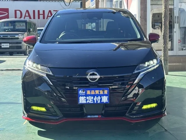 オーラ(ニッサン)ニスモ チューンドeパワー 4WD中古車 29