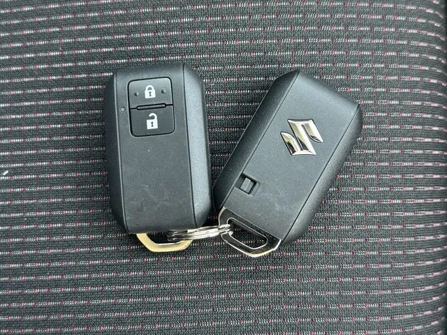 スイフト(スズキ)ファイナルエディション登録済未使用車 23