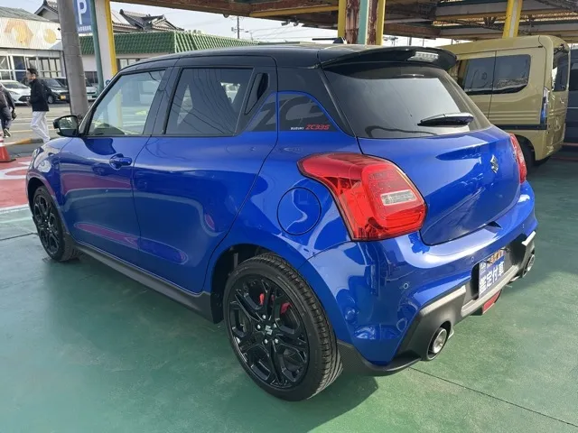 スイフト(スズキ)ファイナルエディション登録済未使用車 2