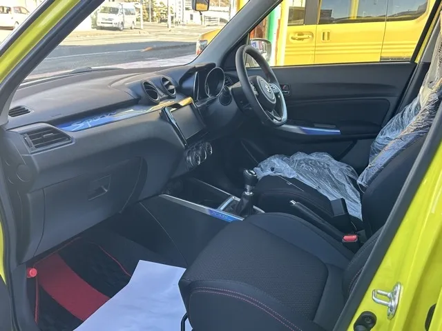 スイフト(スズキ)ファイナルエディション登録済未使用車 3