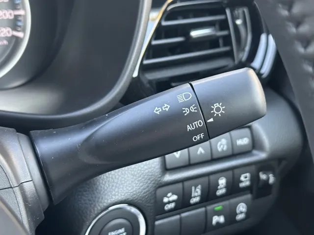 フロンクス(スズキ)ベースグレード登録済未使用車 15