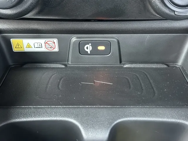 フロンクス(スズキ)ベースグレード登録済未使用車 24