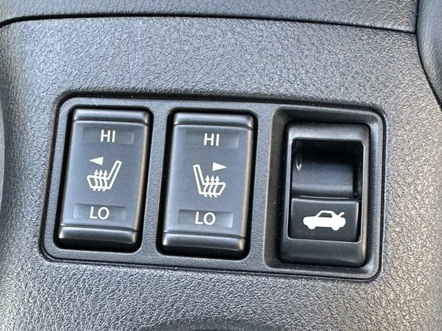 フェアレディZ(ニッサン)バージョンST 6MT登録済未使用車 25