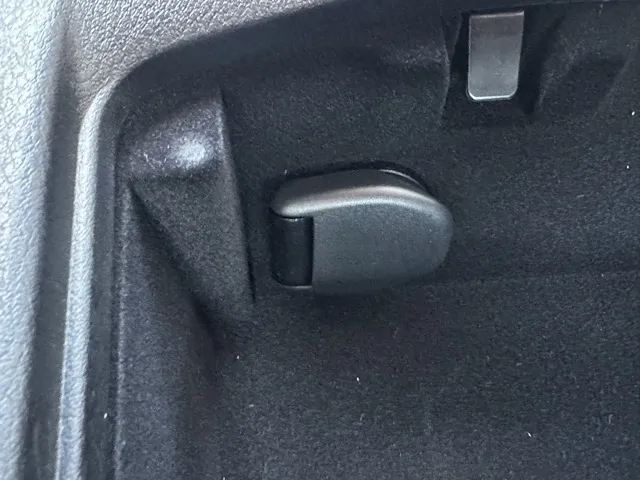 フェアレディZ(ニッサン)バージョンST 6MT登録済未使用車 26