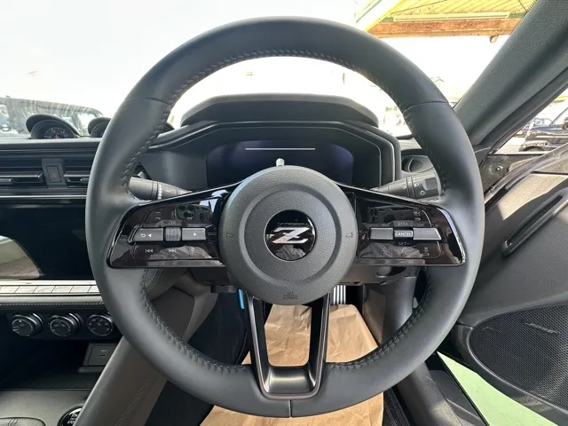 フェアレディZ(ニッサン)バージョンST 6MT登録済未使用車 5