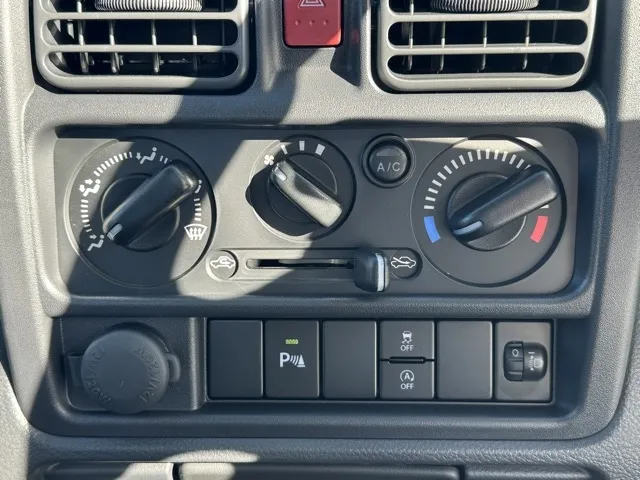 キャリートラック(スズキ)KC 2WD 5MT届出済未使用車 16