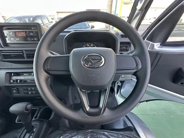 ハイゼット(ダイハツ)ジャンボ エクストラ AT 2WD届出済未使用車 17