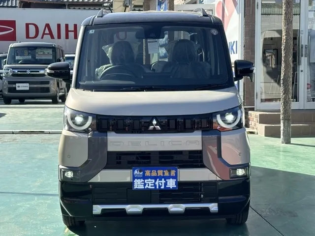 デリカミニ(三菱)G届出済未使用車 25