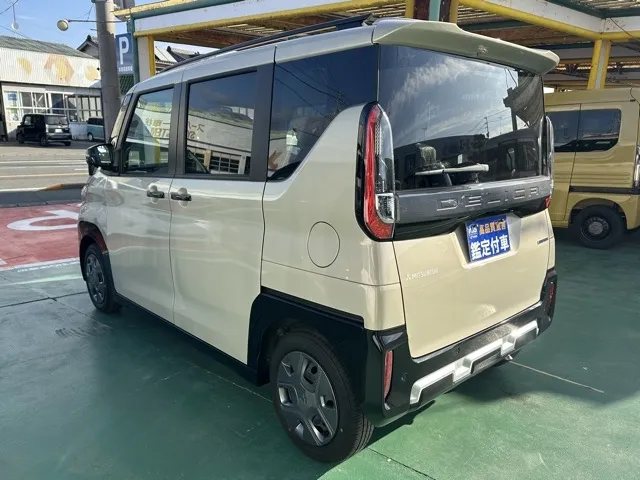 デリカミニ(三菱)G届出済未使用車 2