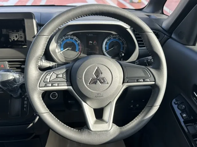 デリカミニ(三菱)G届出済未使用車 6