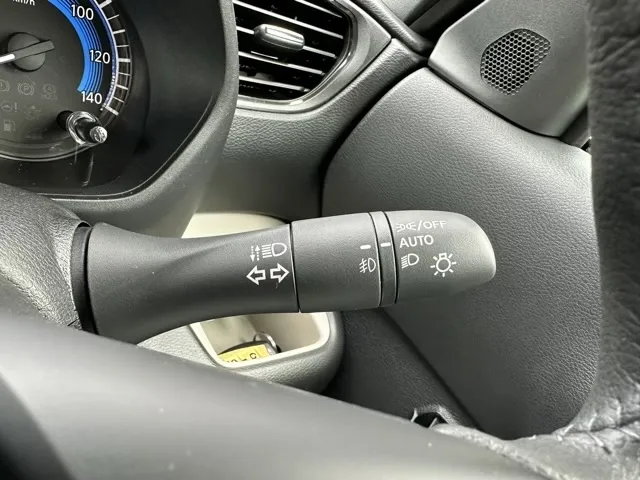 デリカミニ(三菱)G届出済未使用車 14