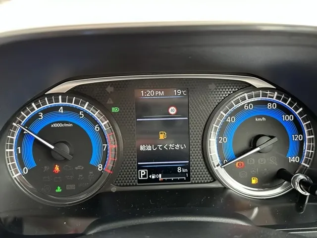 デリカミニ(三菱)G届出済未使用車 25