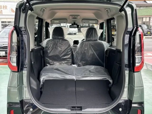 デリカミニ(三菱)G届出済未使用車 7