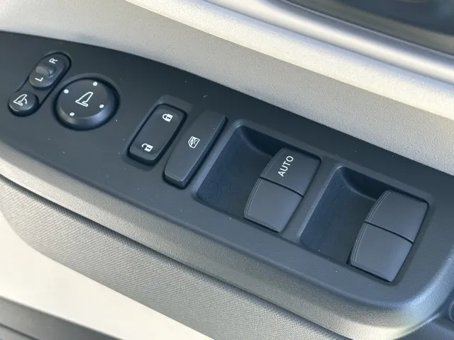 N-BOX(ホンダ)N-BOX ファッションスタイル届出済未使用車 12