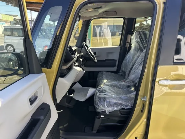 N-BOX(ホンダ)N-BOX ファッションスタイル届出済未使用車 3