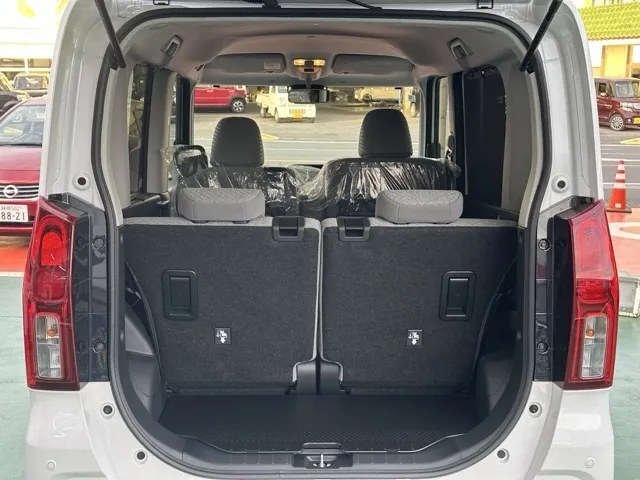 タント(ダイハツ)X届出済未使用車 11