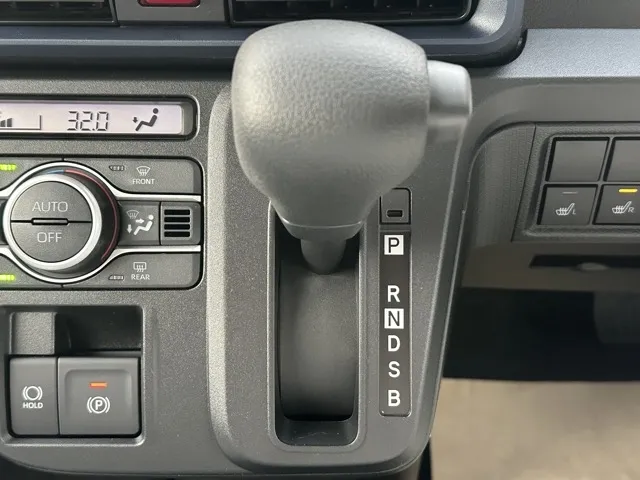 タント(ダイハツ)X届出済未使用車 23