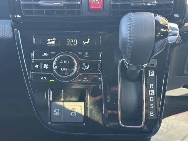 タント(ダイハツ)RSディーラ-試乗車 17