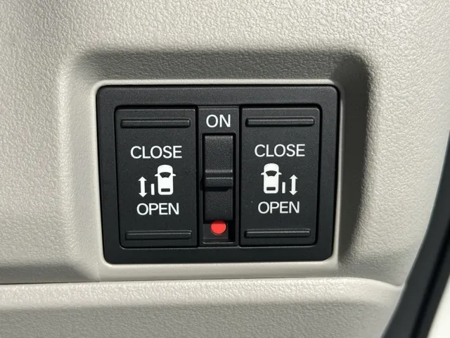 N-BOX(ホンダ)N-BOX コンフォートＰ届出済未使用車 16