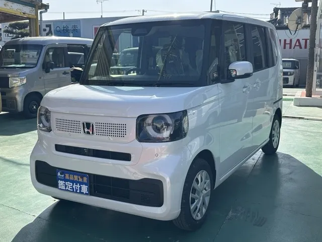 N-BOX(ホンダ)N-BOX コンフォートＰ届出済未使用車 1
