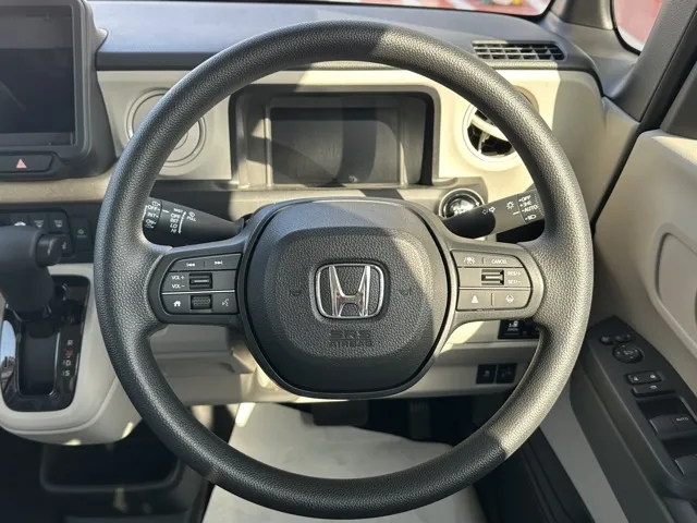 N-BOX(ホンダ)N-BOX コンフォートＰ届出済未使用車 6