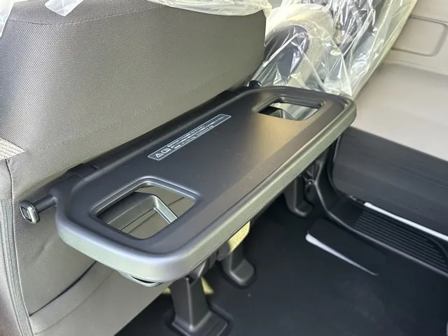 N-BOX(ホンダ)N-BOX コンフォートＰ届出済未使用車 8