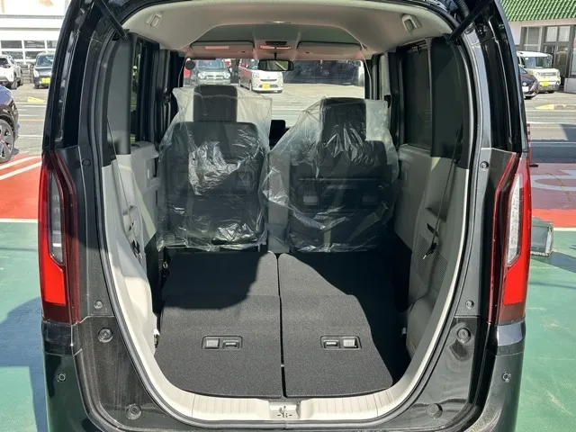 N-BOX(ホンダ)N-BOX コンフォートＰ届出済未使用車 11