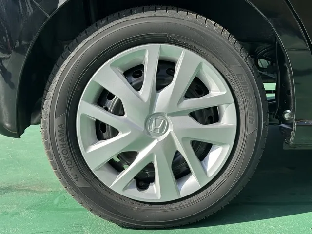 N-BOX(ホンダ)N-BOX コンフォートＰ届出済未使用車 13