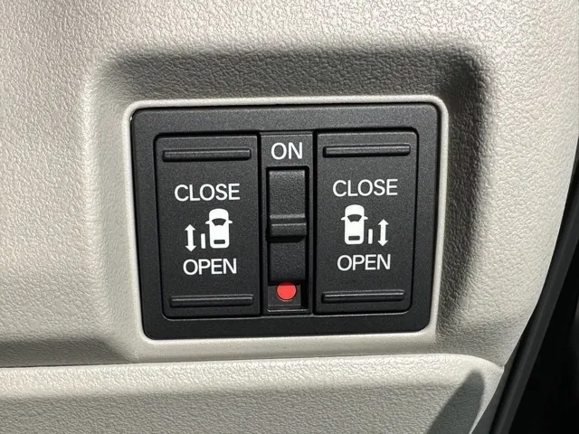 N-BOX(ホンダ)N-BOX コンフォートＰ届出済未使用車 15