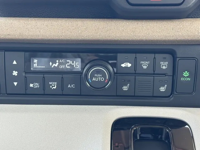 N-BOX(ホンダ)N-BOX コンフォートＰ届出済未使用車 22