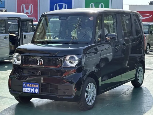 N-BOX(ホンダ)N-BOX コンフォートＰ届出済未使用車 1