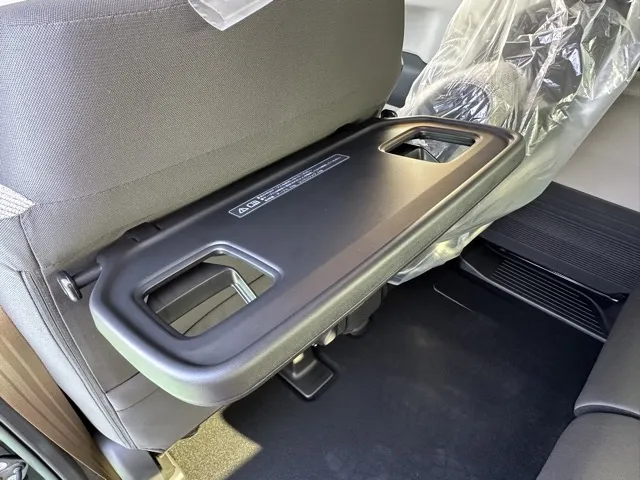 N-BOX(ホンダ)N-BOX コンフォートＰ届出済未使用車 8