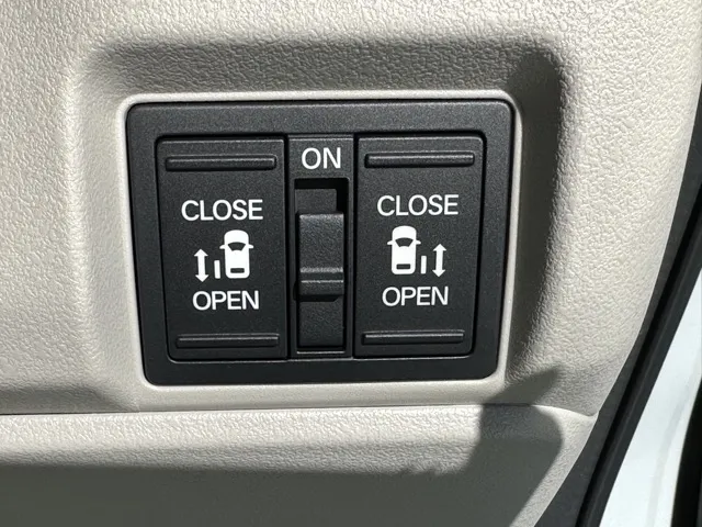 N-BOX(ホンダ)N-BOX コンフォートＰ届出済未使用車 16