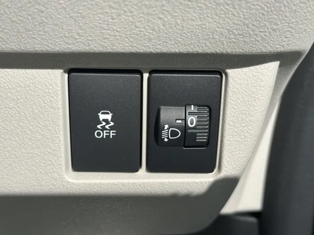 N-BOX(ホンダ)N-BOX コンフォートＰ届出済未使用車 17