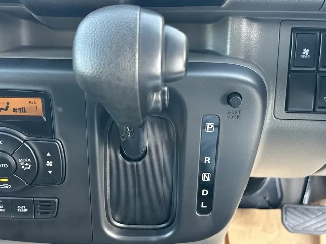 エブリイ(スズキ)クリッパーGXターボディーラ-試乗車 24